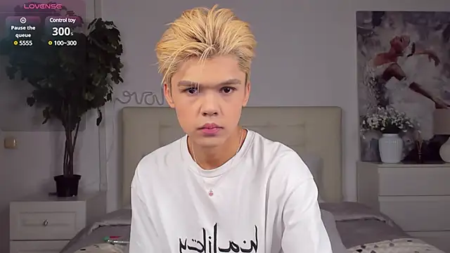 Snapshot of Felix_Rey chatting on February 22, 2025, 8:31 pm Felix Rey online show from February 22, 2025, 8:31 pm