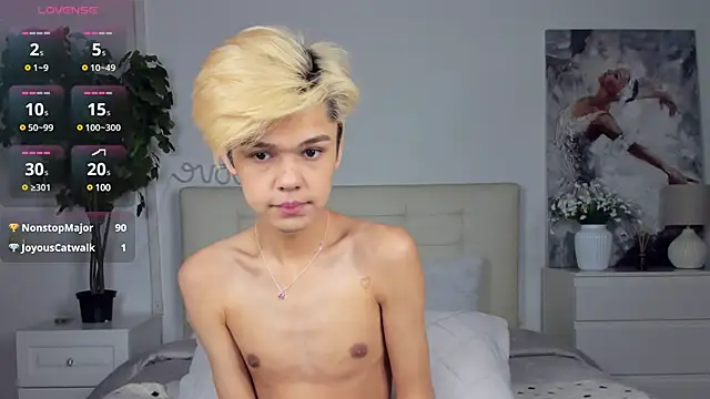 Snapshot of Felix_Rey chatting on March 20, 2025, 10:40 pm Felix Rey online show from March 20, 2025, 10:40 pm