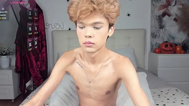 Snapshot of Felix_Rey chatting on October 23, 2025, 4:39 pm Felix Rey online show from October 23, 2025, 4:39 pm