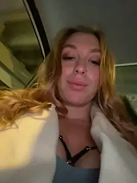 Sweet   Emily online show from December 8, 2024, 2:09 pm