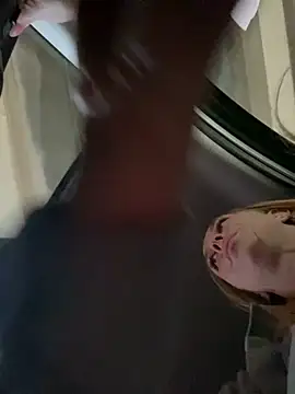 Sweet   Emily online show from September 19, 2025, 2:07 pm