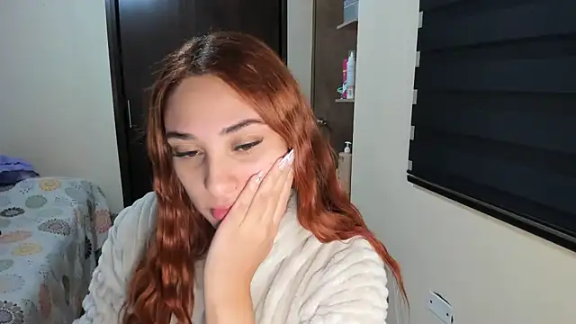 Amy Walker online show from October 12, 2025, 6:40 pm