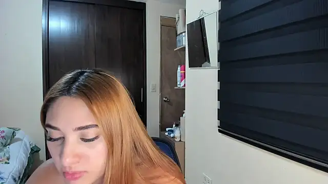 Amy Walker online show from April 21, 2026, 7:28 pm