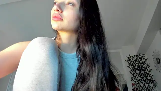 IreneVON online show from January 2, 2025, 3:29 pm