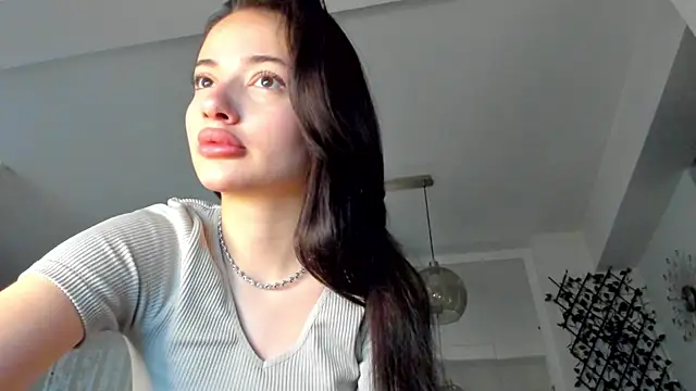 IreneVON online show from January 28, 2025, 4:50 am