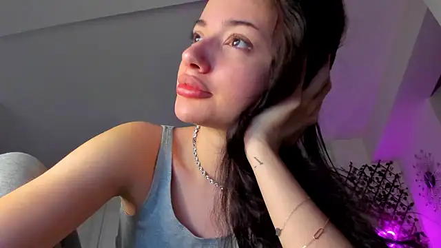 IreneVON online show from January 31, 2025, 4:58 am