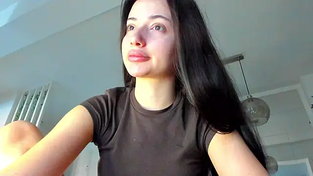 IreneVON online show from November 22, 2025, 6:01 am