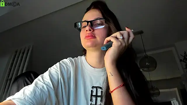 IreneVON online show from April 22, 2026, 4:26 am