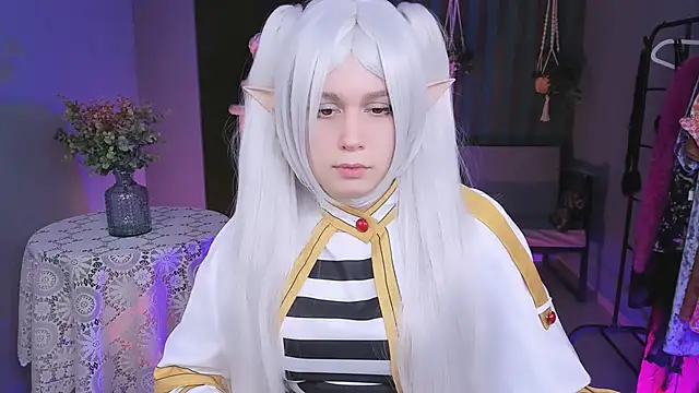 FioraMarmoris online show from January 12, 2025, 11:17 am