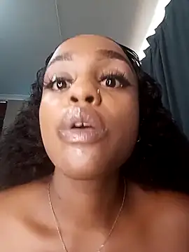 Queen-Chocolate online show from March 20, 2026, 11:37 am