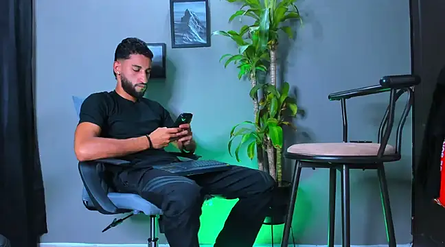 Damian 022 online show from February 25, 2025, 12:34 pm