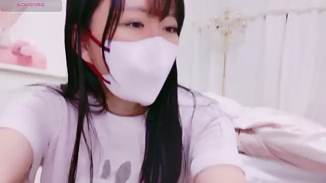 maii- online show from April 12, 2026, 6:02 pm