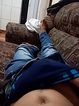 viciadoemsexo10 online show from October 6, 2025, 8:39 pm