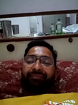 sagarghai07 online show from April 21, 2026, 5:50 pm