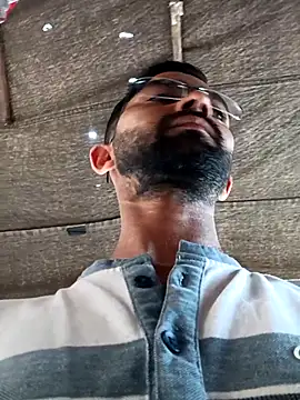 sagarghai07 online show from April 22, 2026, 10:50 am