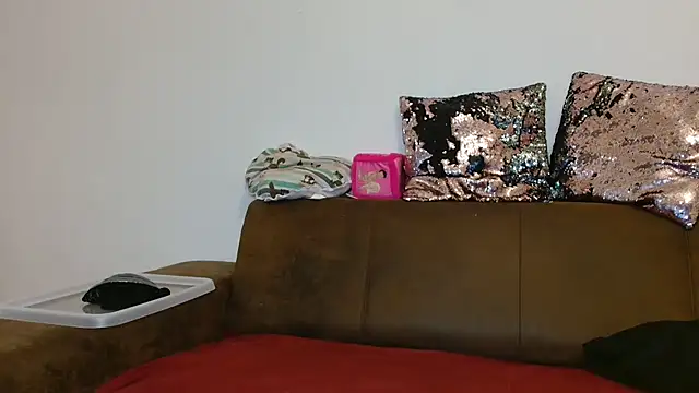 Jasmin-White online show from March 5, 2025, 9:04 pm