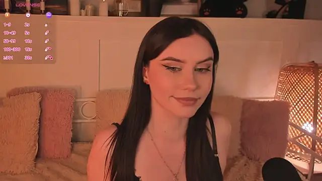 UnaMedison online show from April 22, 2026, 12:50 pm