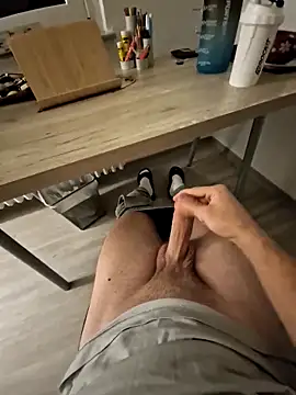 Lion132233 online show from October 7, 2025, 7:55 pm