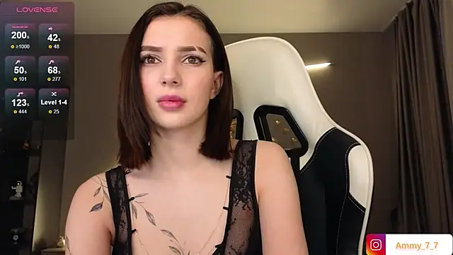 Snapshot of ammy_cummy chatting on October 14, 2025, 9:43 am ammy cummy online show from October 14, 2025, 9:43 am