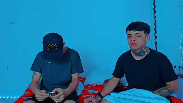 HOT boy2025 online show from January 5, 2025, 2:19 pm