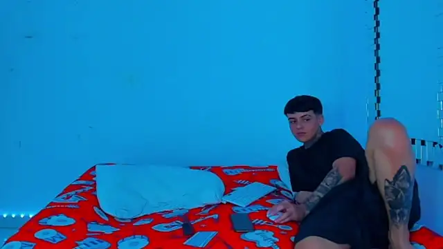 HOT boy2025 online show from January 6, 2025, 11:31 pm