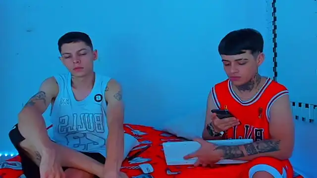 HOT boy2025 online show from January 9, 2025, 3:36 am