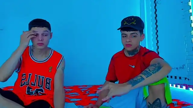 HOT boy2025 online show from March 11, 2025, 9:26 pm