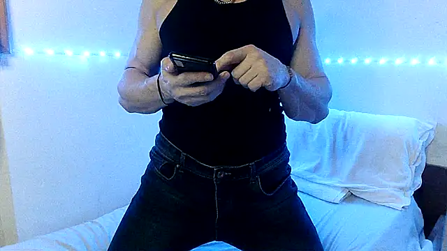 Alexx Fit023 online show from March 17, 2025, 11:21 pm