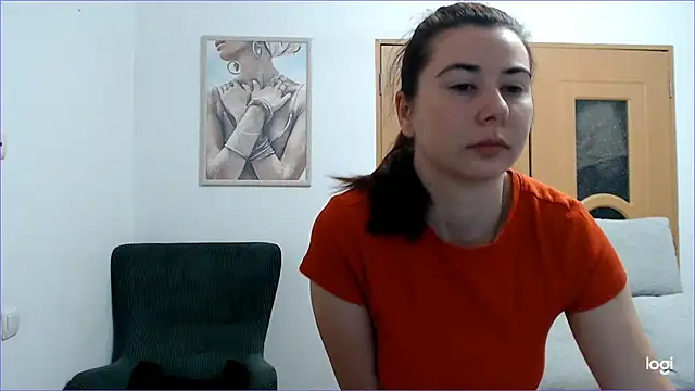 VioletaFlower7 online show from November 1, 2025, 7:32 am