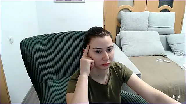 VioletaFlower7 online show from February 20, 2026, 9:10 am