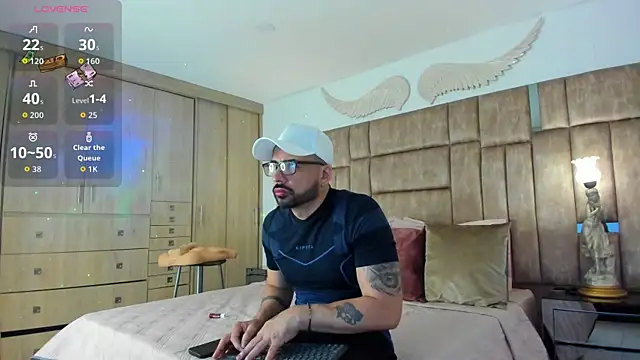 petterwilly1 online show from October 2, 2025, 10:39 pm