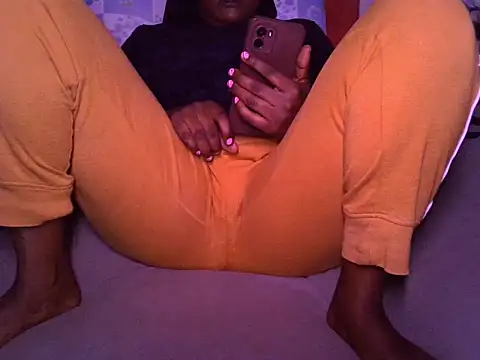 Snapshot of Hot_Caro chatting on June 3, 2026, 2:44 pm Hot Caro online show from June 3, 2026, 2:44 pm