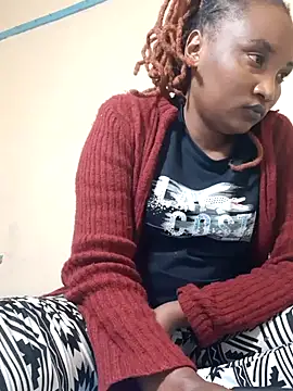 StacyGee24 online show from February 16, 2025, 5:37 pm