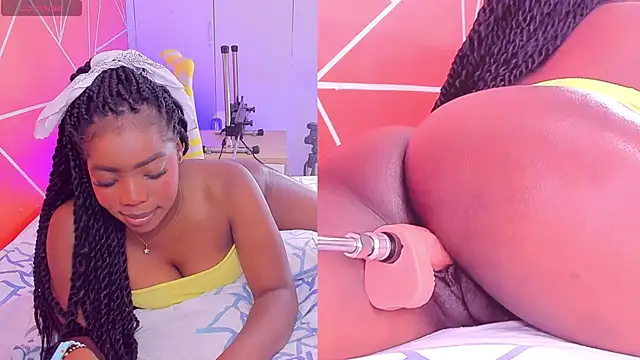 zoeethompson cm online show from March 22, 2025, 11:11 am