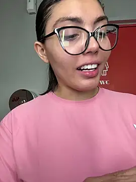 zui lu online show from March 13, 2025, 5:43 am