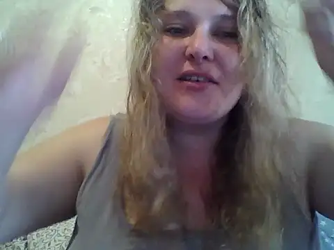 ParisMimi online show from May 21, 2026, 12:12 pm