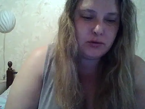 ParisMimi online show from June 3, 2026, 5:54 am