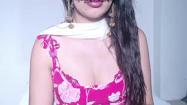 Aashika-Kaur online show from July 5, 2026, 4:41 am