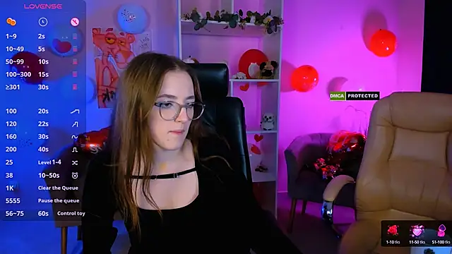 liana kisses online show from February 15, 2025, 2:58 am