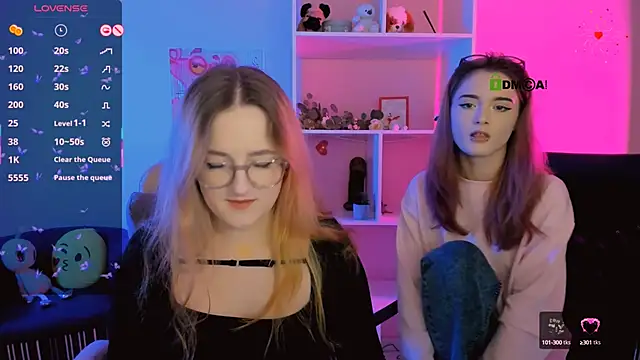 liana kisses online show from September 27, 2025, 7:30 pm