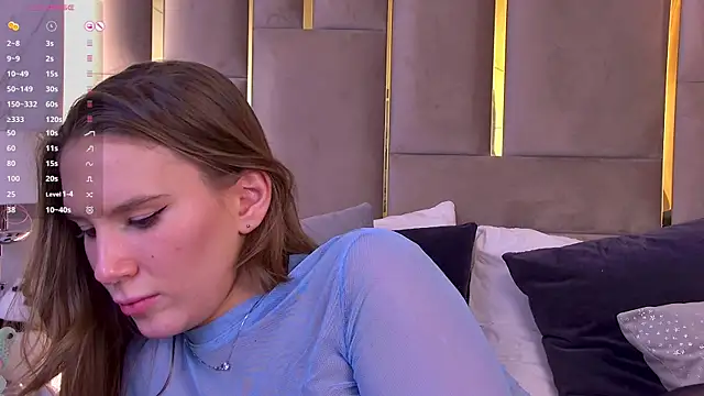 Snapshot of LeslieMines chatting on February 28, 2025, 12:52 pm LeslieMines online show from February 28, 2025, 12:52 pm