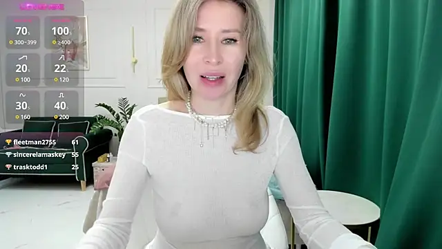 Jolie Ozolla online show from January 29, 2025, 2:21 pm