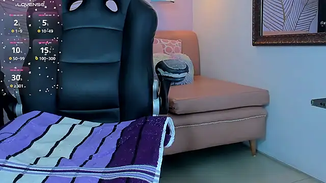 BarbaraKnox  online show from February 5, 2025, 3:23 am