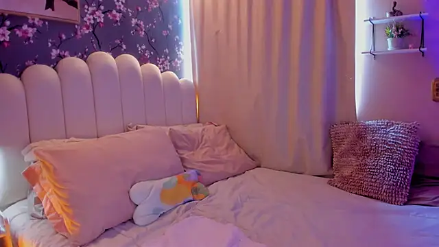 martinaaricci online show from April 22, 2026, 3:57 pm