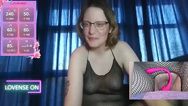 PernillaGirl online show from May 7, 2026, 6:24 pm