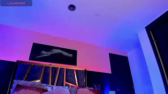 ChloeConnorr online show from December 2, 2025, 6:41 am