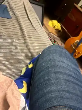 Ariel Ari online show from January 13, 2026, 7:41 pm