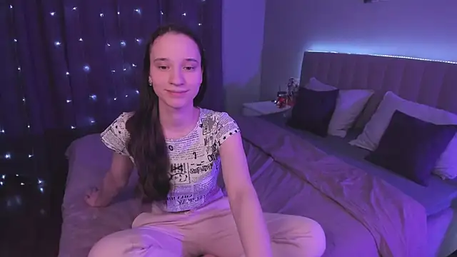 StaceySunny online show from February 26, 2025, 11:52 am