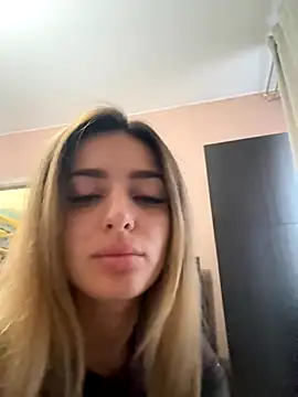 Snapshot of Jasmine_urPrincess chatting on October 20, 2025, 5:08 am Jasmine urPrincess online show from October 20, 2025, 5:08 am