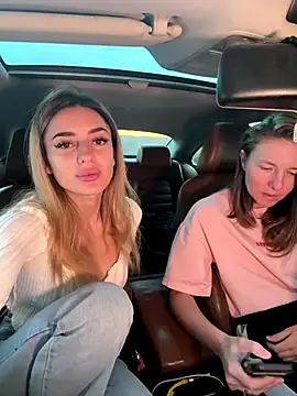 Snapshot of Jasmine_urPrincess chatting on October 27, 2025, 5:11 am Jasmine urPrincess online show from October 27, 2025, 5:11 am